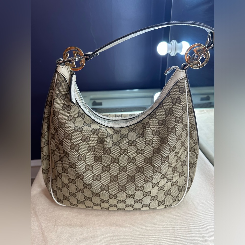 Gucci handbag - Picture 2 of 9